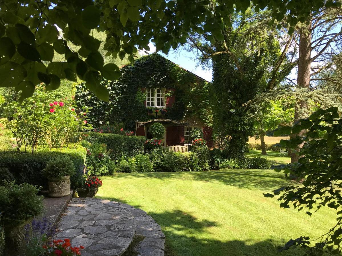 Bed & Breakfast Le Moulin Neuf Saint-Alvere Экстерьер фото