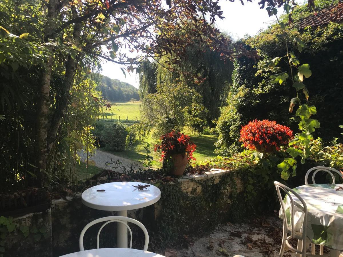 Bed & Breakfast Le Moulin Neuf Saint-Alvere Экстерьер фото
