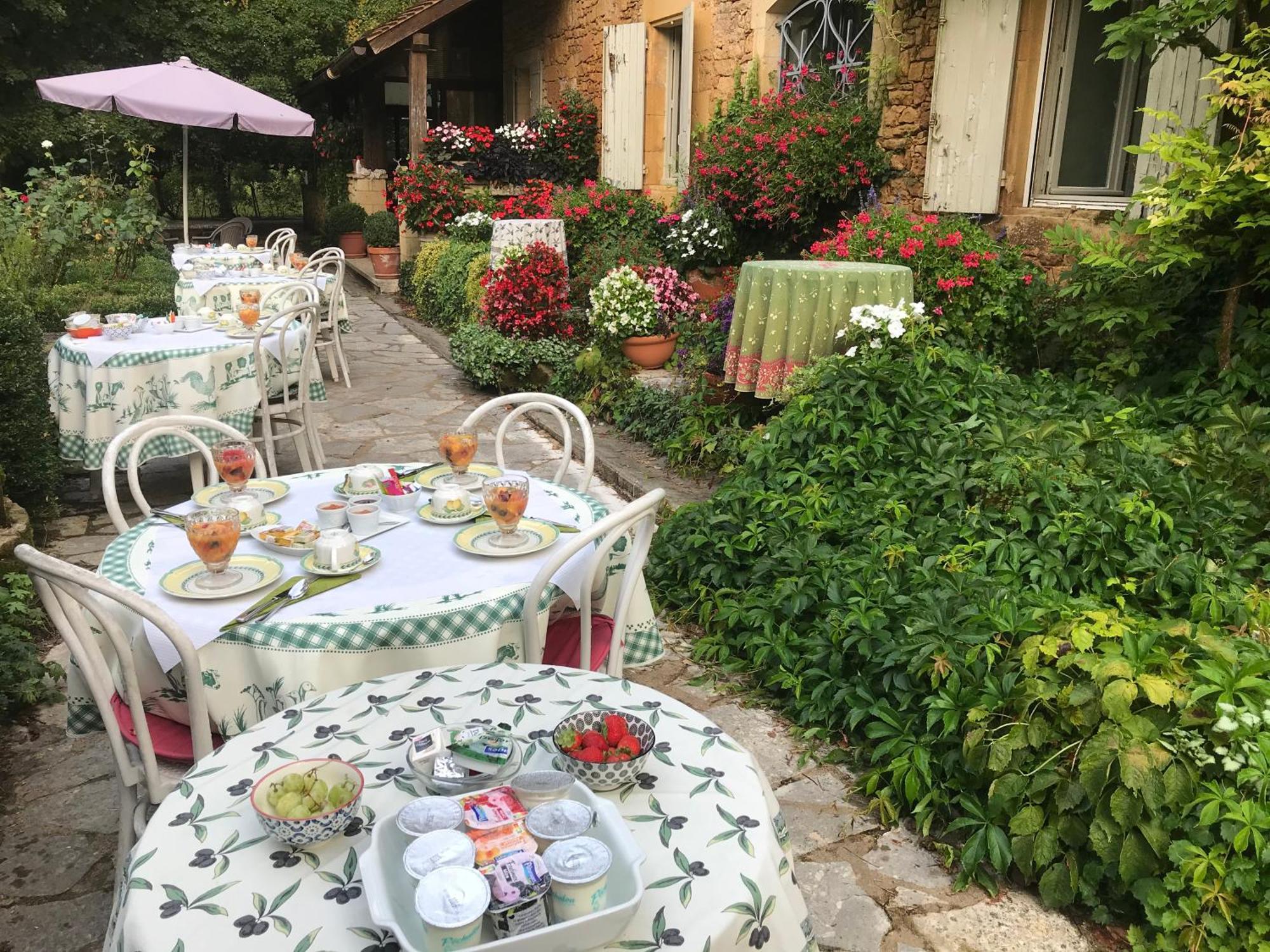 Bed & Breakfast Le Moulin Neuf Saint-Alvere Экстерьер фото